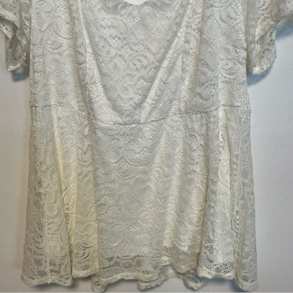 TORRID Lace Short Sleeve Top - Picture 5 of 12